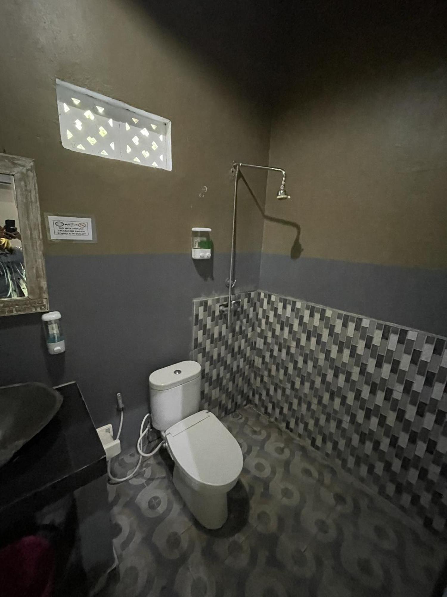 Pedidi Penida Hostel Batununggul Exteriér fotografie