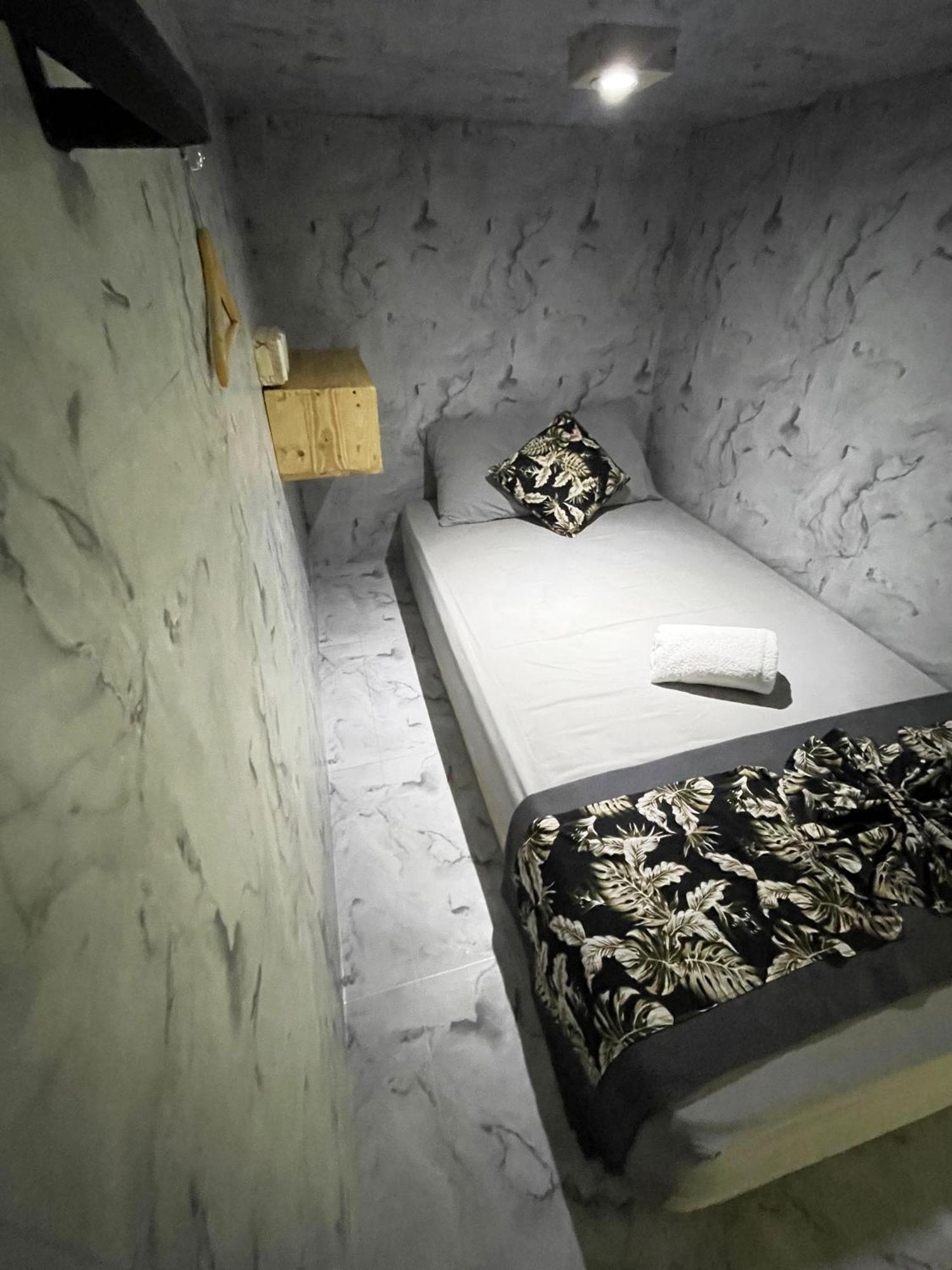 Pedidi Penida Hostel Batununggul Exteriér fotografie