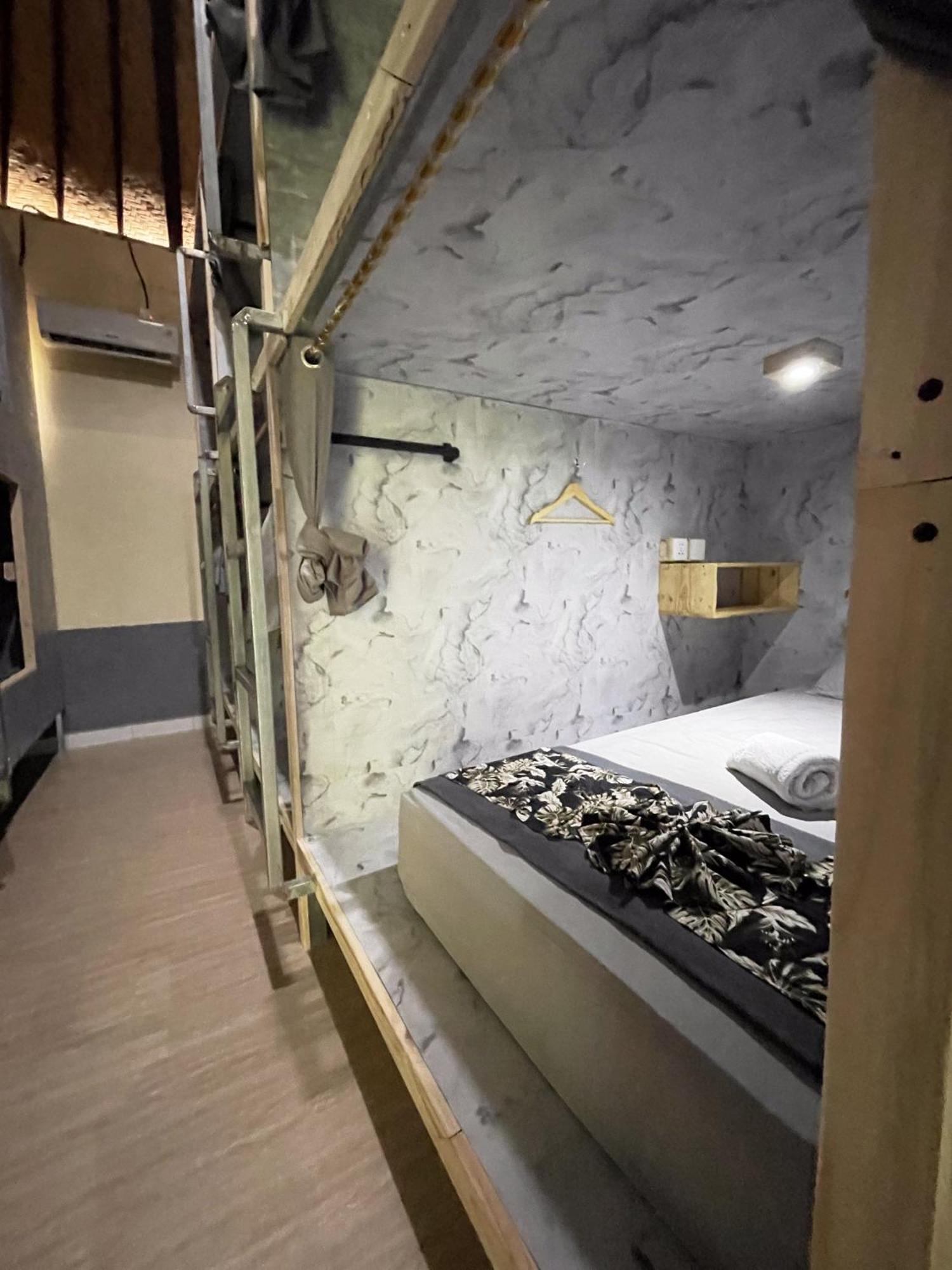 Pedidi Penida Hostel Batununggul Exteriér fotografie