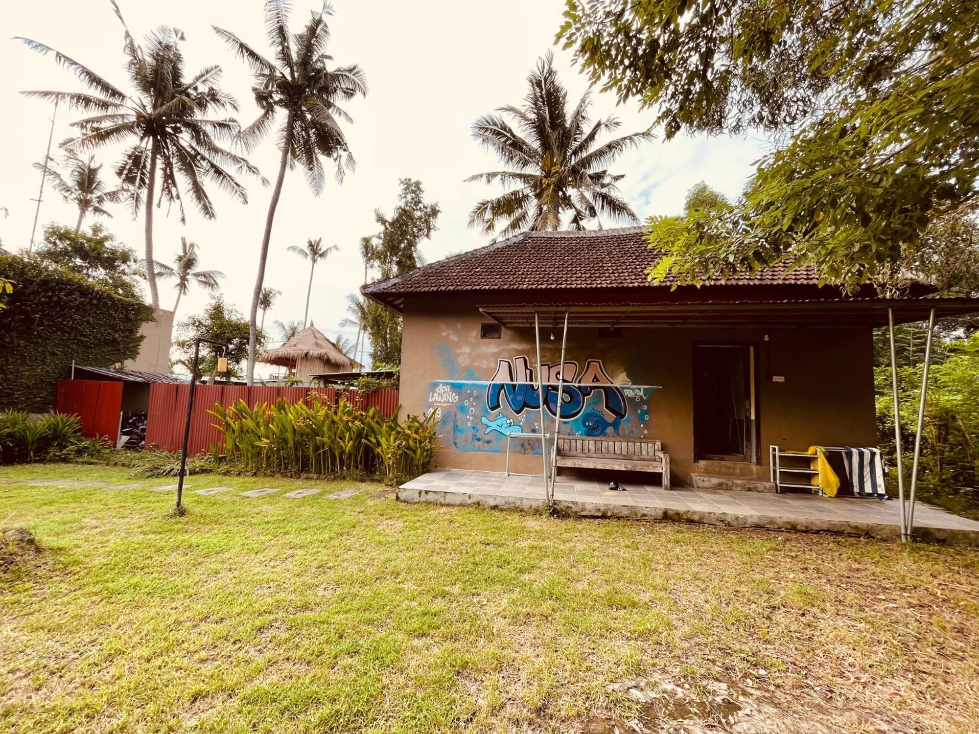 Pedidi Penida Hostel Batununggul Exteriér fotografie